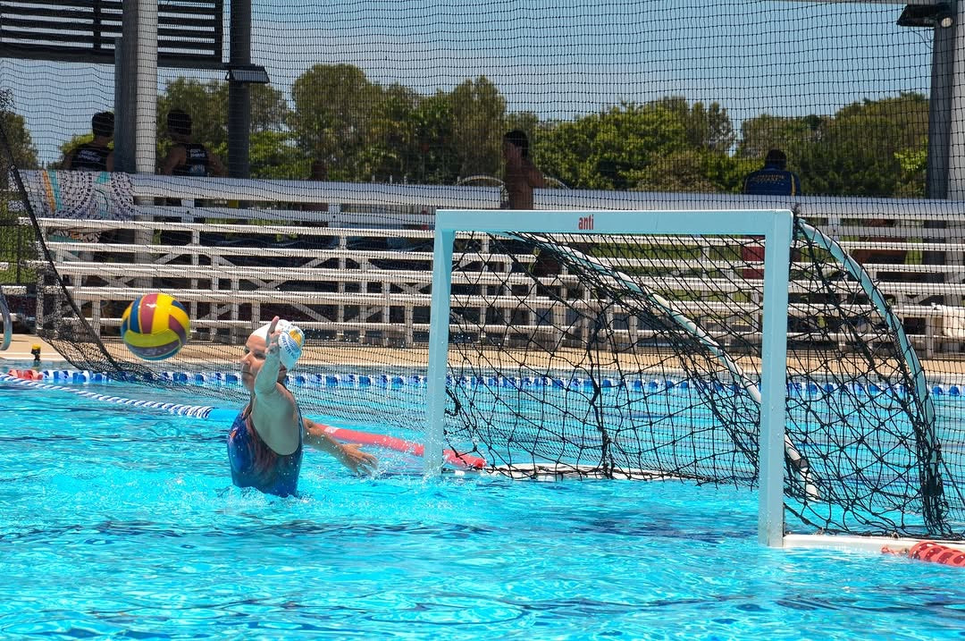 AWE330 Senior Folding Goal 750