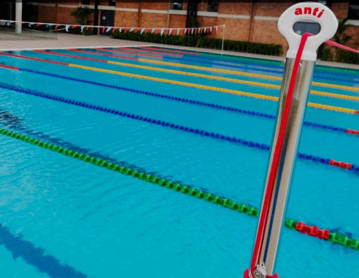 AWE032 BackStroke Flags & False Start Poles Set