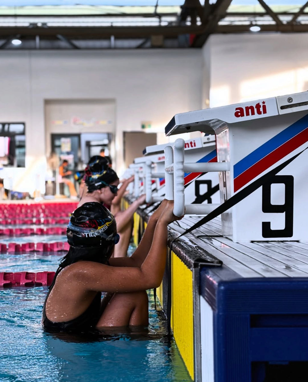 AWE350 BackStroke Start Ledge LTS